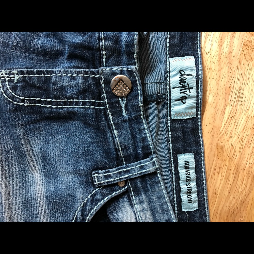 Jeans - Picture 2 of 4
